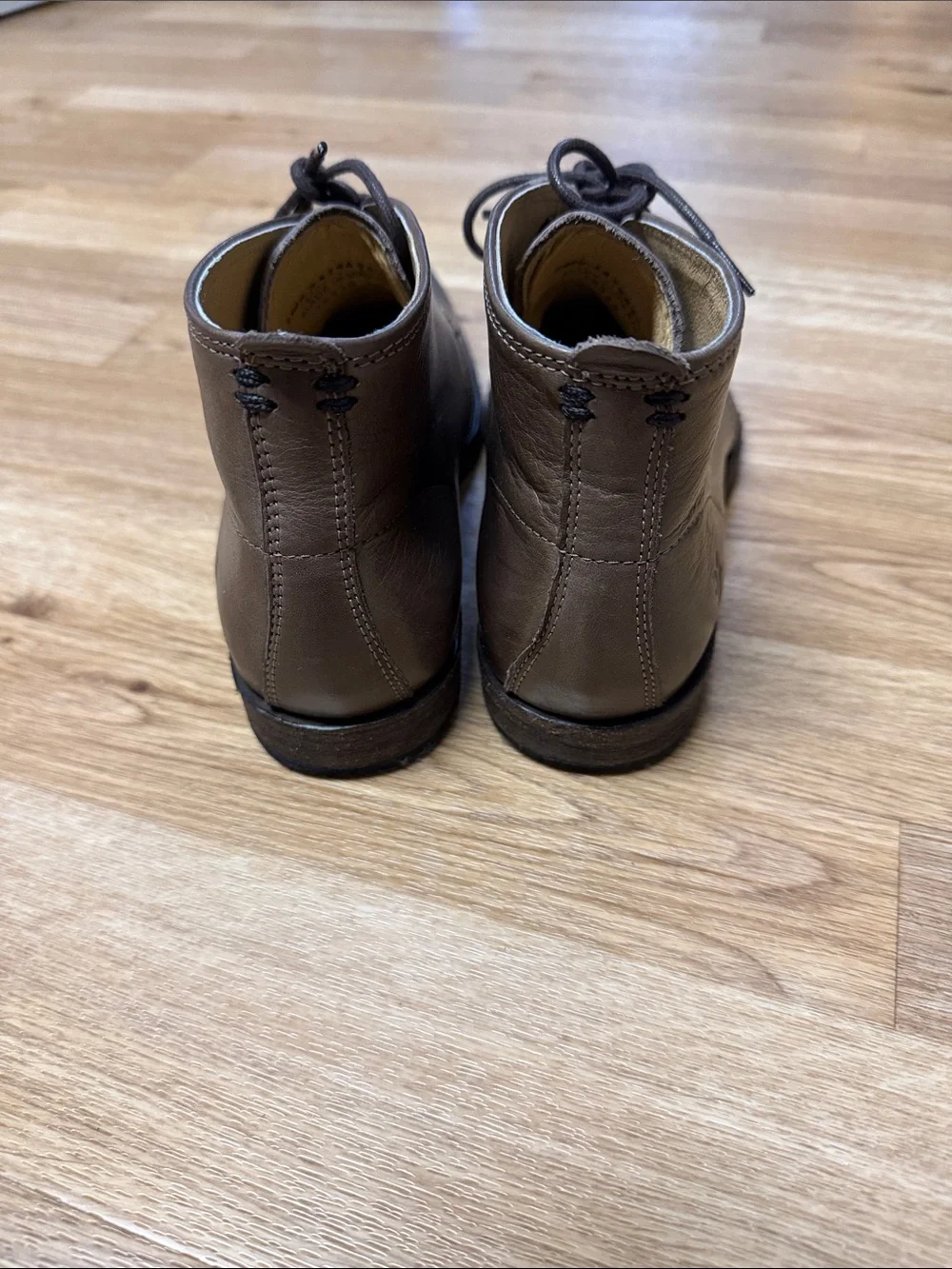 Frye phillip leather